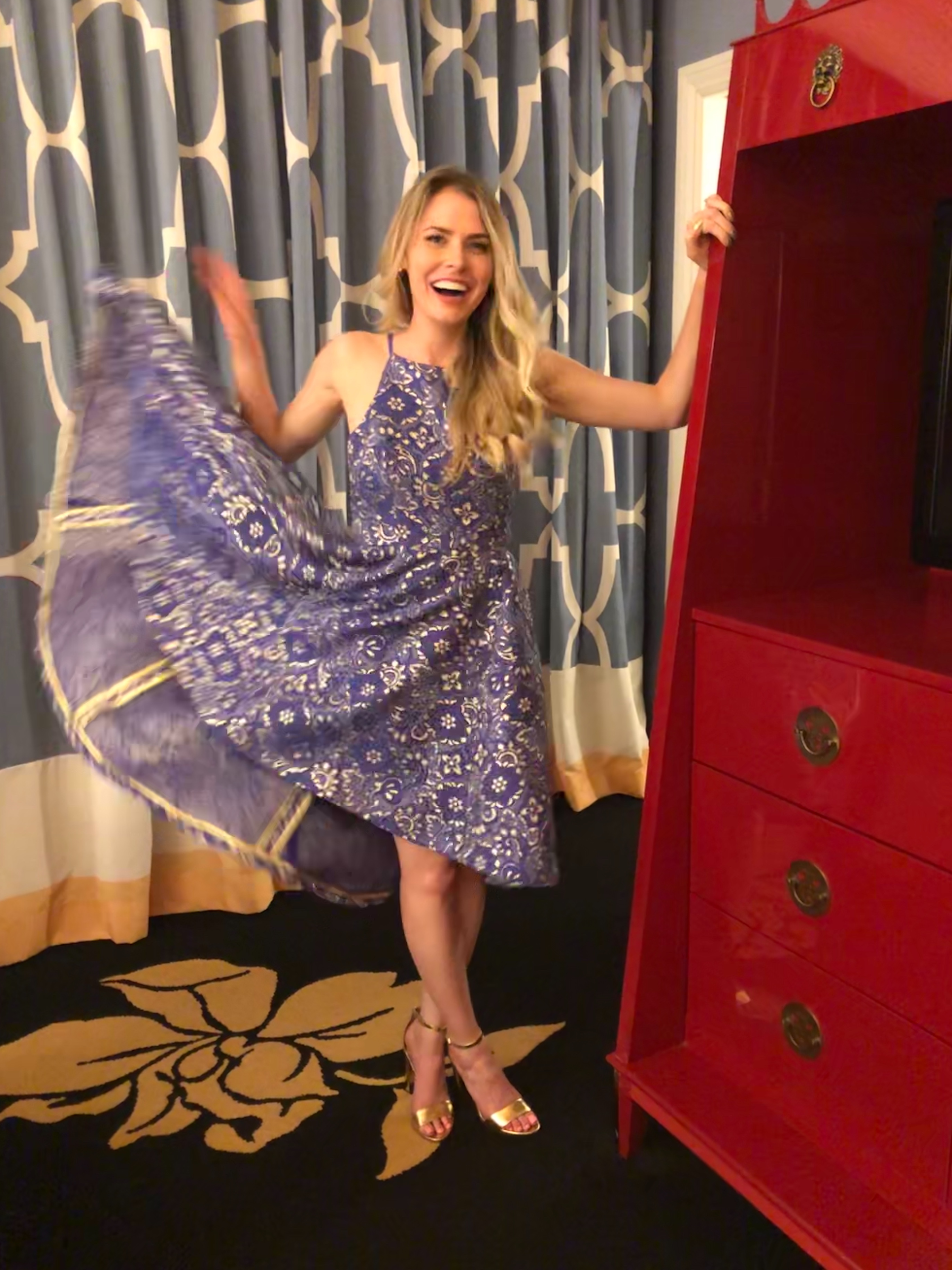 Vogue 9252 dress hong kong seams